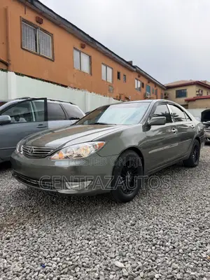 Toyota Camry LE 4dr Sedan (2.4L 4cyl 5A) 2006 Green