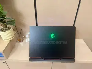 Laptop MSI GE66 Raider 16GB Intel Core i9 SSD 2T