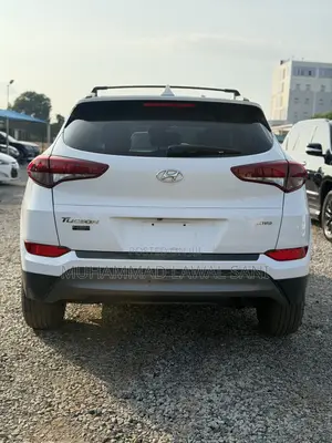 Hyundai Tucson 2018 White