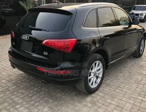 Audi Q5 2010 Black