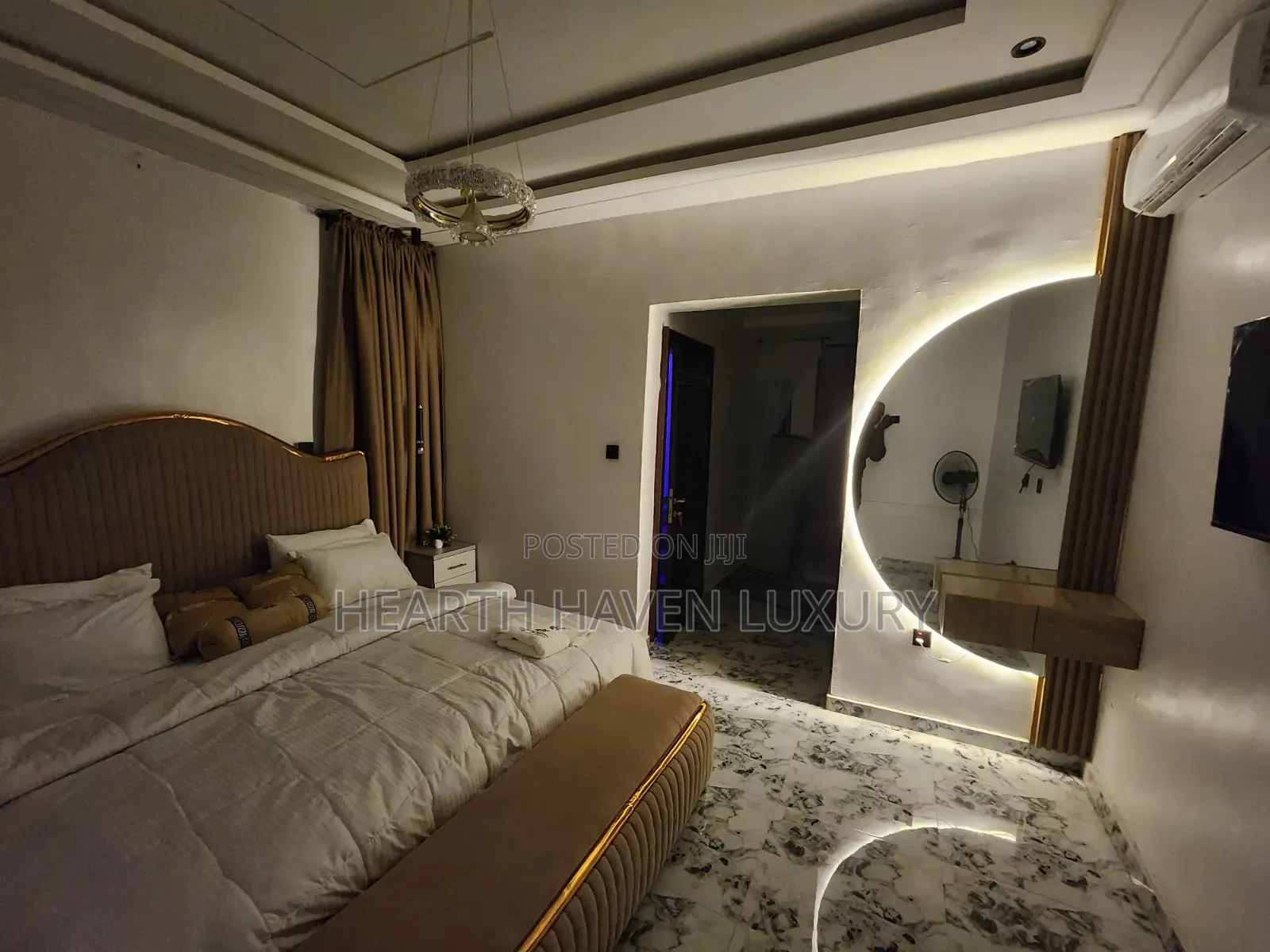 Hearth Haven Luxury Apartment