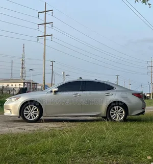Lexus ES 2013 Silver