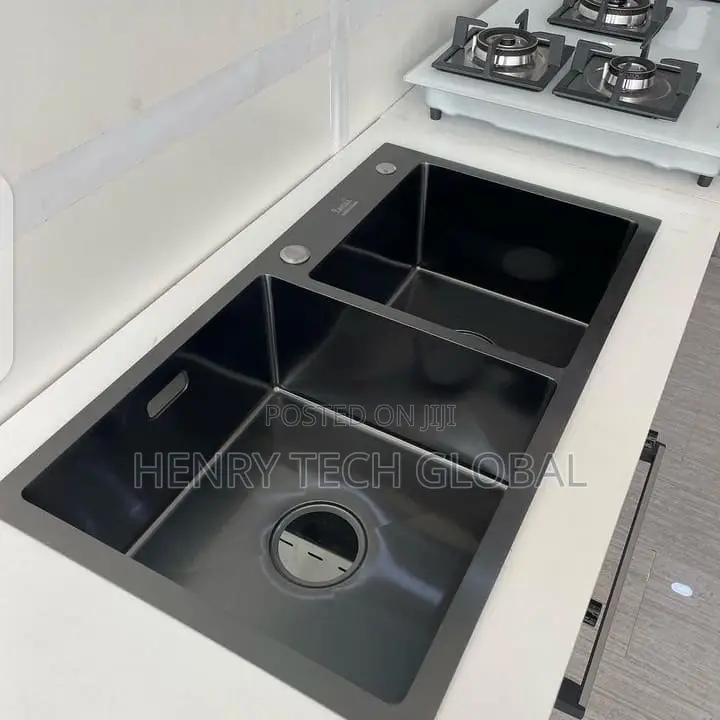 Black Double Bow Sink