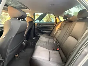 Honda Accord 2018 Gray