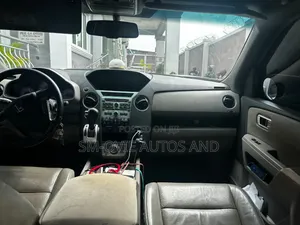Honda Pilot EX-L 4dr SUV 4WD (3.5L 6cyl 5A) 2011 White
