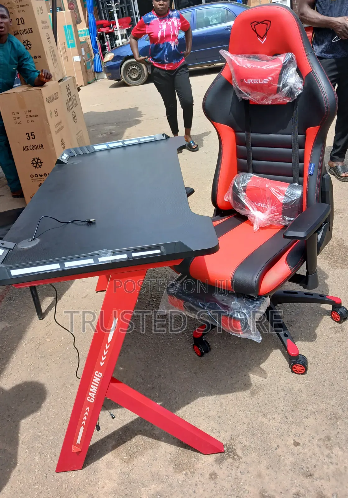 Gaming Table With Adjustable