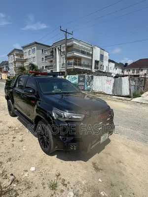 Toyota Hilux 2017 Black