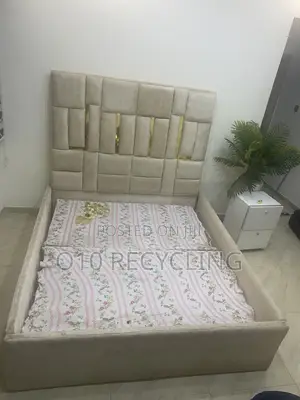 Bed Frame 6 X 4.5 With Side Drawer