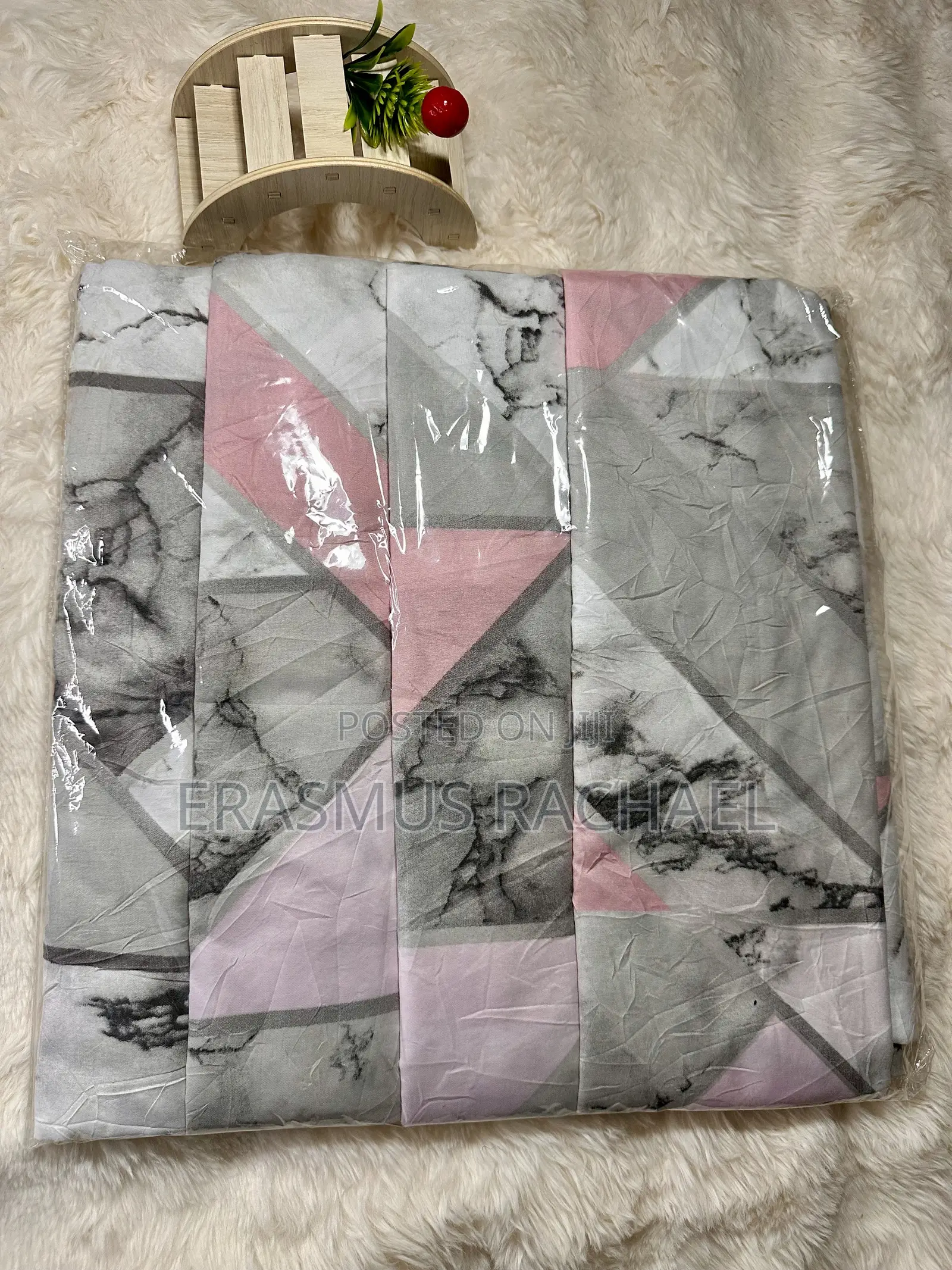 Bedsheets and Pillows Cases