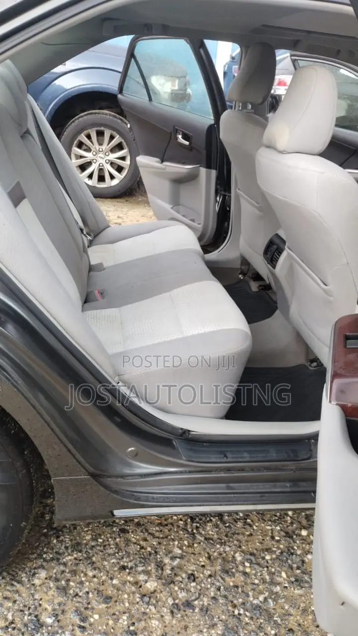 Toyota Camry 2014 Gray