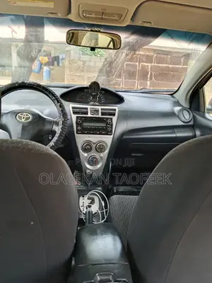 Toyota Yaris 2008 Silver