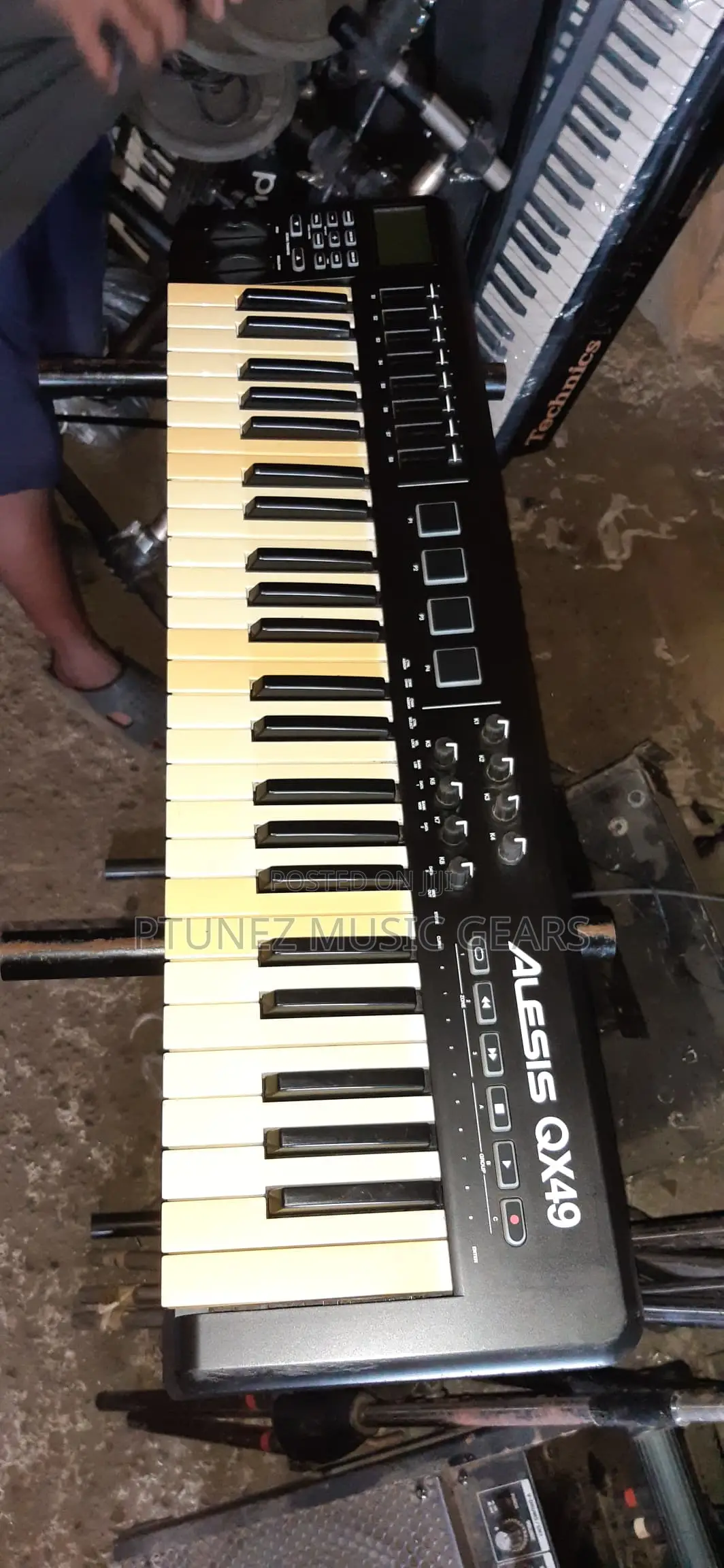 Alesis Qx49 Midi