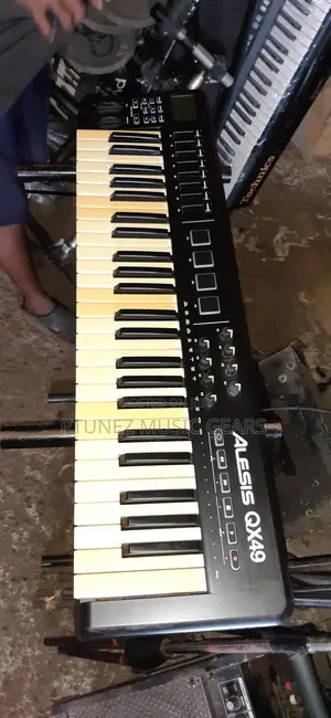 Alesis Qx49 Midi