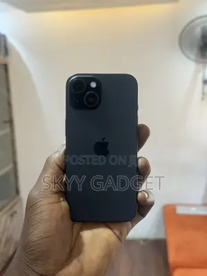 Apple iPhone 15 128 GB Black