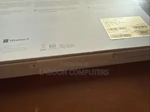 New Microsoft Surface Pro 16GB Qualcomm Snapdragon X Plus SSD 512GB