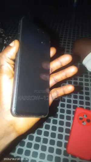 Tecno Spark 30C 128 GB Black