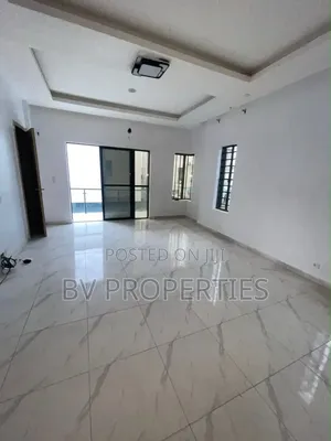 1bdrm Shared Apartment in Lekki Phase 2 for rent