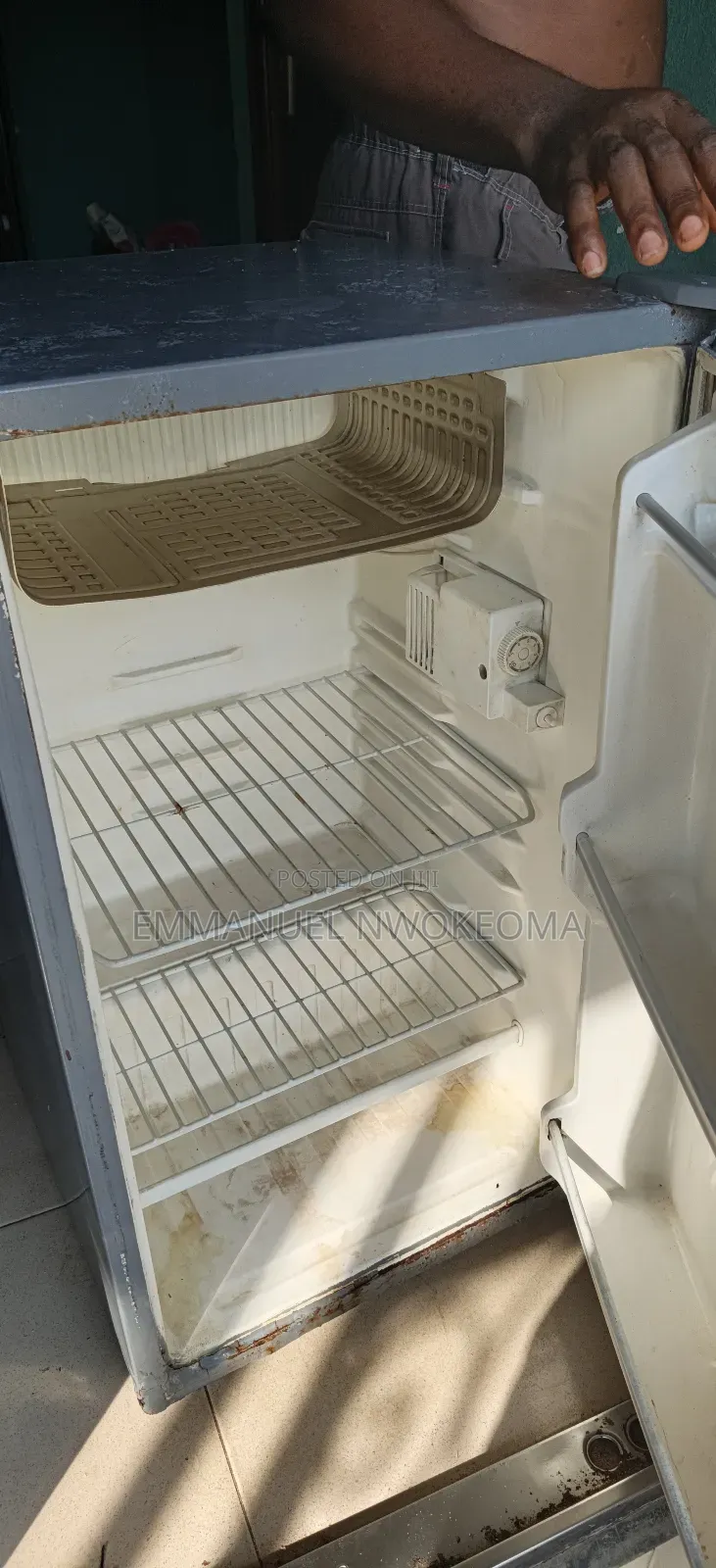 Refrigerator