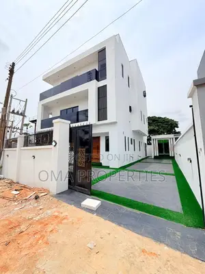 Furnished 4bdrm House in Oko-Oba for sale