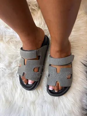 Newly Arrived Luxury Palm Slippers