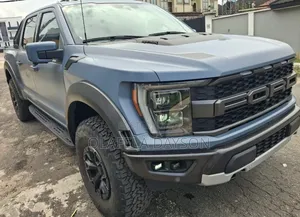 Ford F-150 2023 Blue