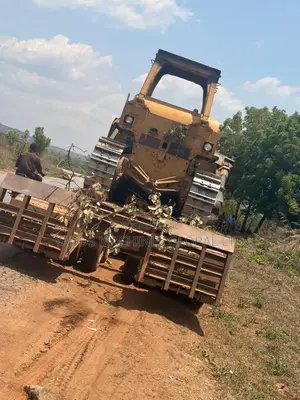 Hire/Lease D8k Bulldozer. We Also Take Up Clearing Project Per Hectare