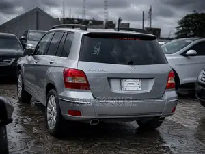 Mercedes-Benz GLK-Class 350 2011 Gray