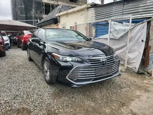 Toyota Avalon XLE 2020 Black