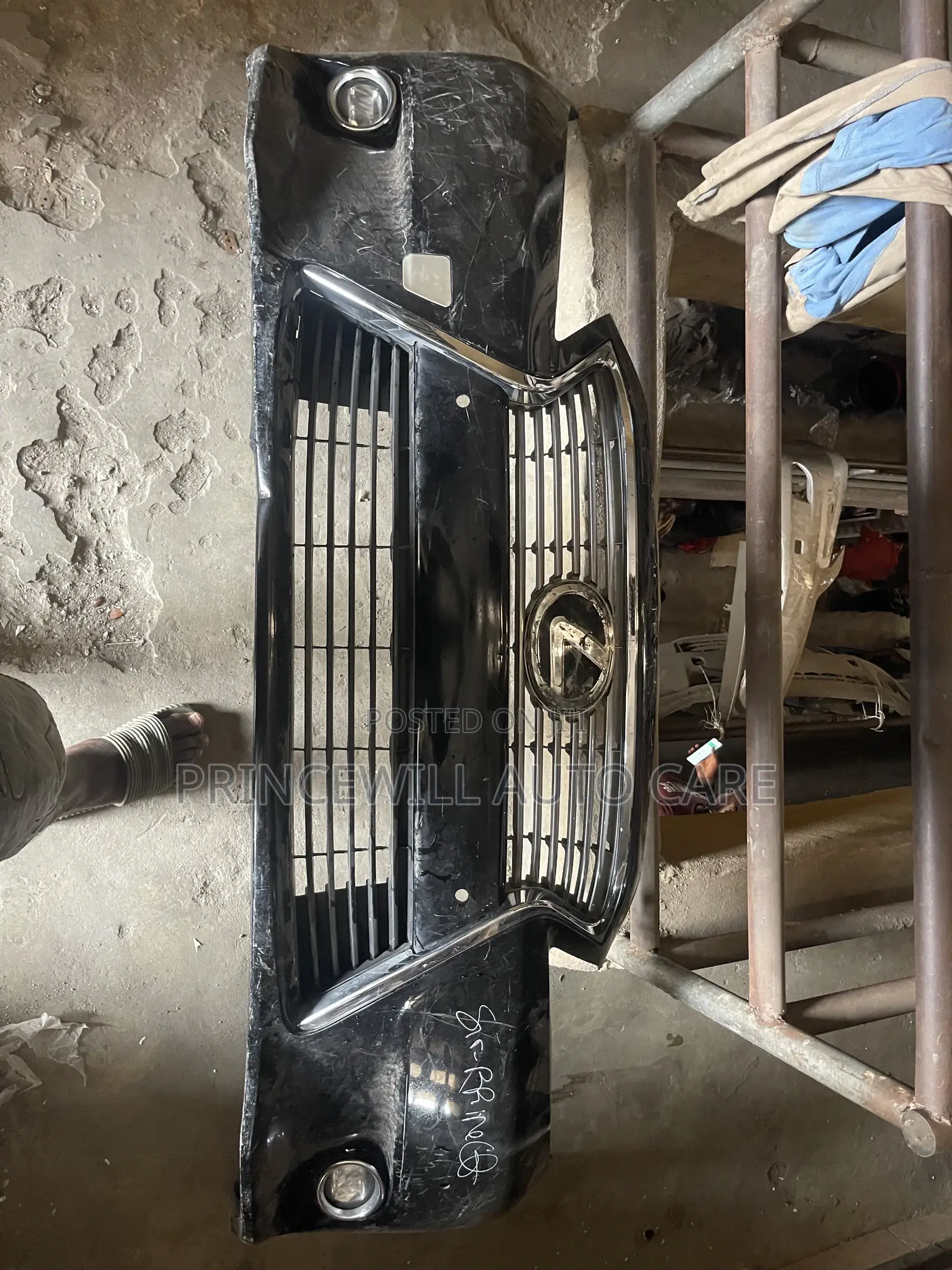Front Bumper Es350 2013