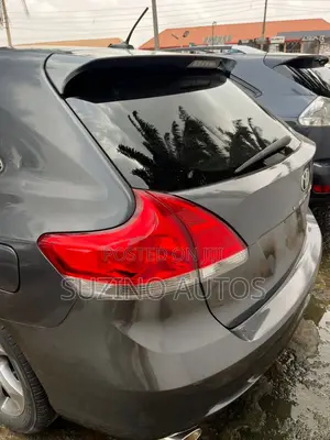 Toyota Venza V6 2010 Gray