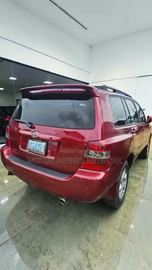Toyota Highlander 2003 Red