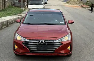 Hyundai Elantra 2019 Red