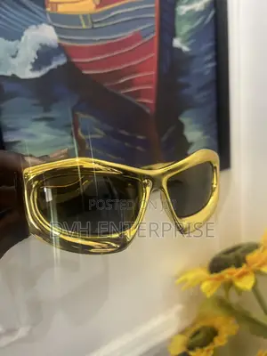 Brand New Gold Concave Shape Retro Sunglasses