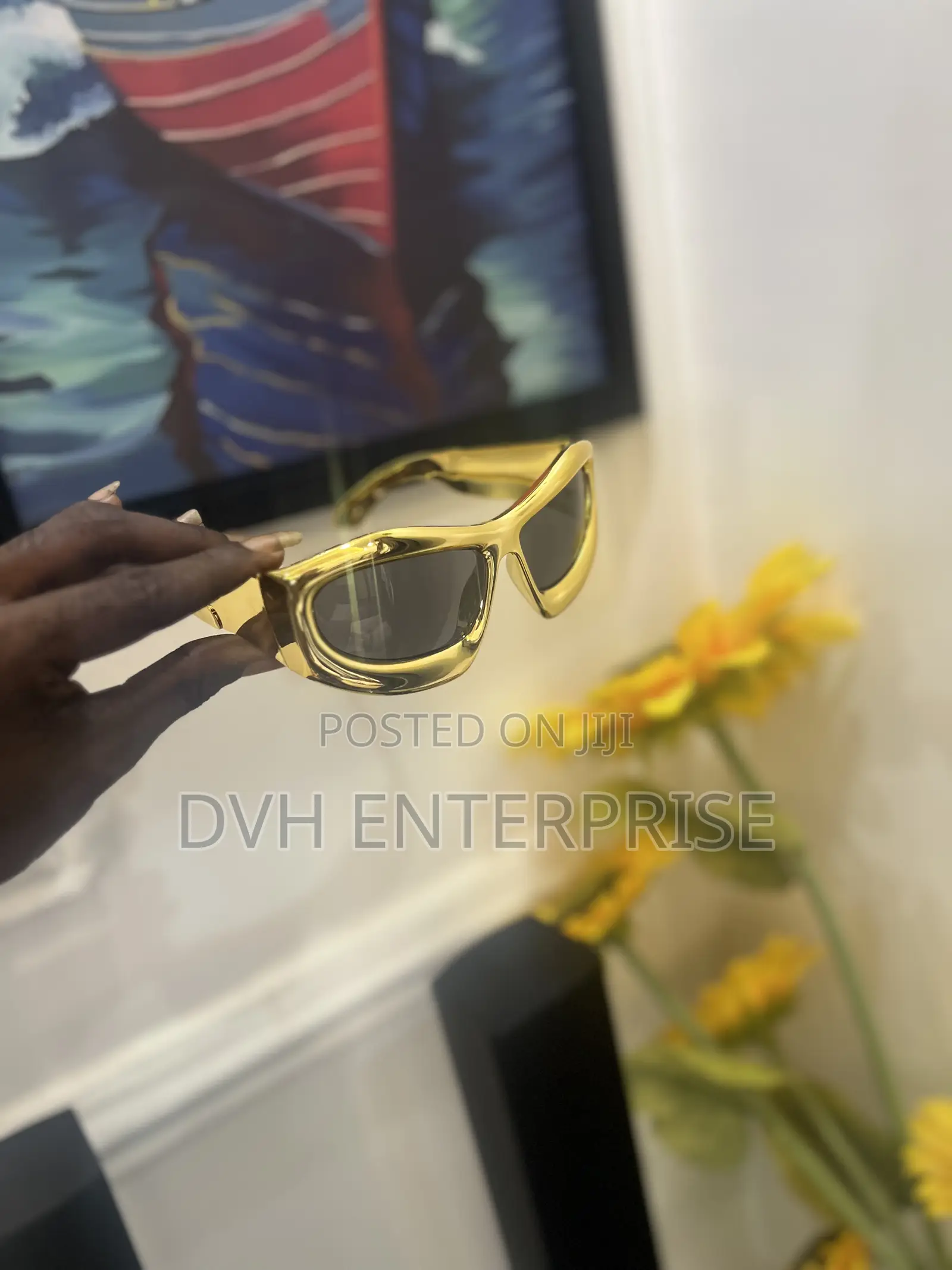 Brand New Gold Concave Shape Retro Sunglasses