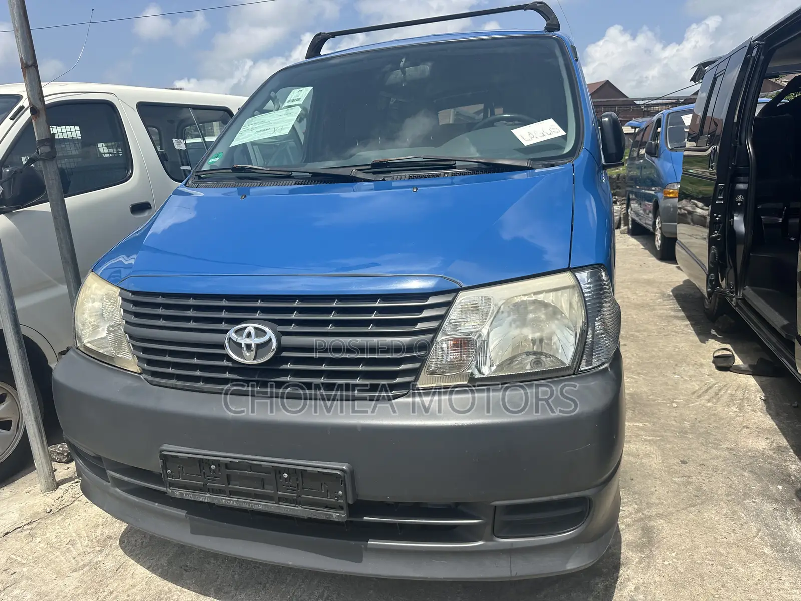 Toyota HiAce 2008 Blue