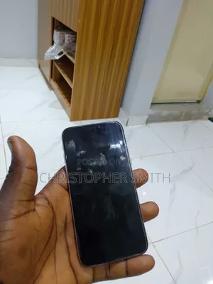 Apple iPhone X 64 GB White