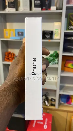 New Apple iPhone 16 128 GB Black