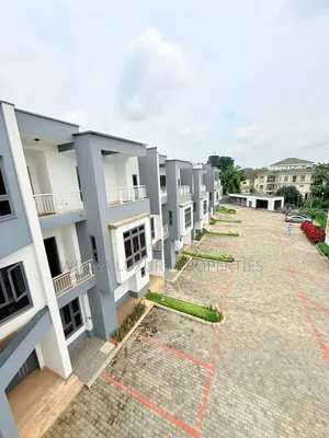 5bdrm Townhouse/Terrace in Wuse 2 for sale