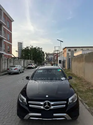 Mercedes-Benz GLC-Class 2017 Black