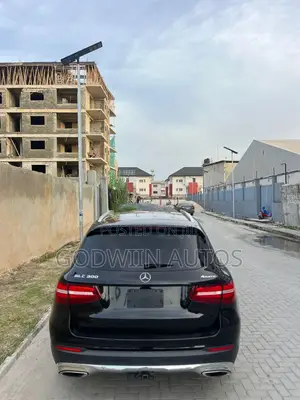 Mercedes-Benz GLC-Class 2017 Black