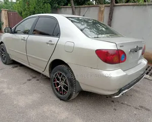 Toyota Corolla 2005 Silver