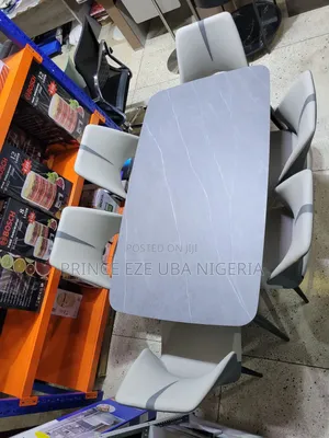 Dinning Table With 6 Chairs