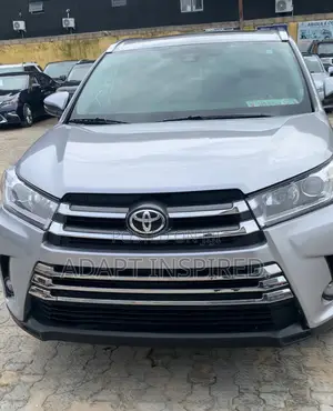 Toyota Highlander 2019 Silver