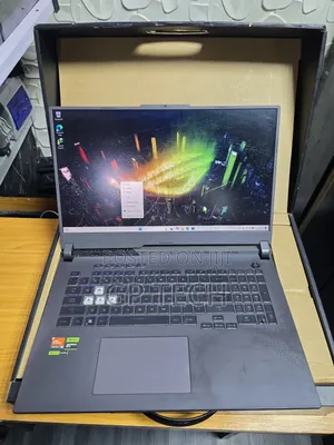 Laptop Asus ROG Strix G731G 16GB AMD Ryzen 9 SSD 1T