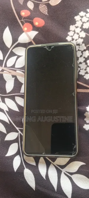 Infinix Smart 8 64 GB Rose Gold