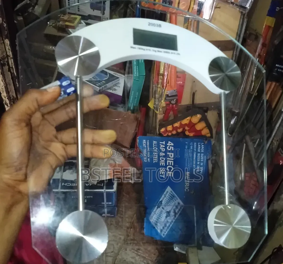 Glass Digital Bathroom Scale – Body Weight Electronic Scale