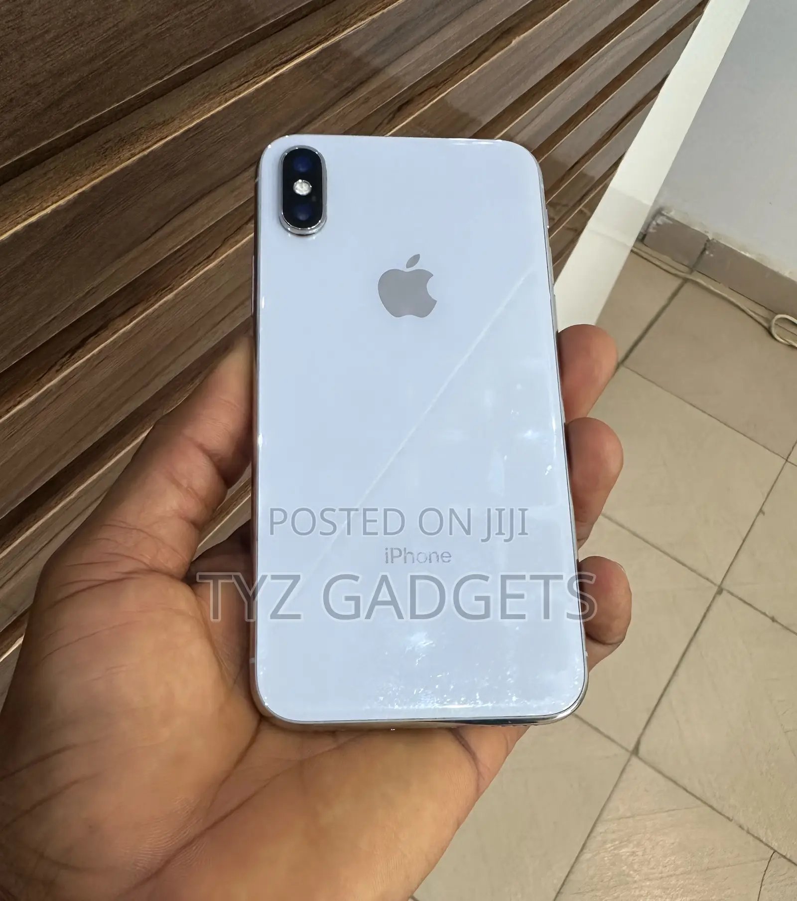 Apple iPhone X 256 GB White