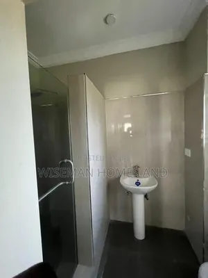 2bdrm Apartment in Megamound Estate for rent