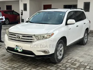 Toyota Highlander Limited 2012 White