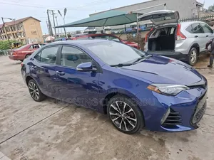 Toyota Corolla XSE 4dr Sedan (1.8L 4cyl CVT) 2017 Blue